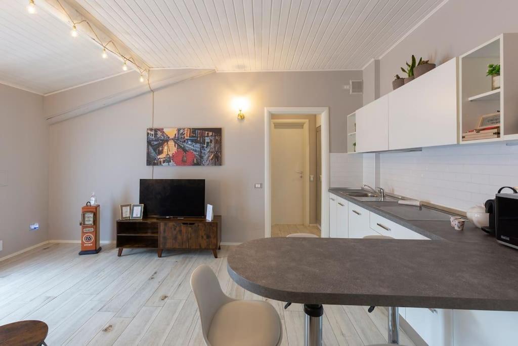 My Charming Apartments Ai Navigli-Vigevano Suite Μιλάνο Εξωτερικό φωτογραφία